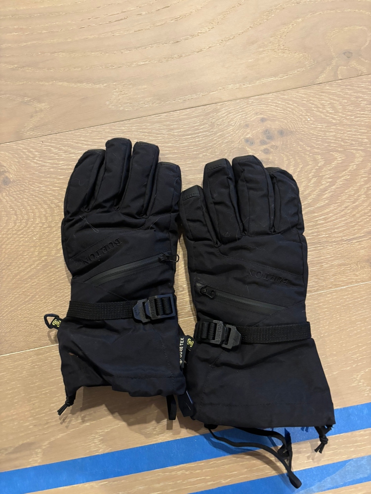 Black Used Medium Burton Gloves