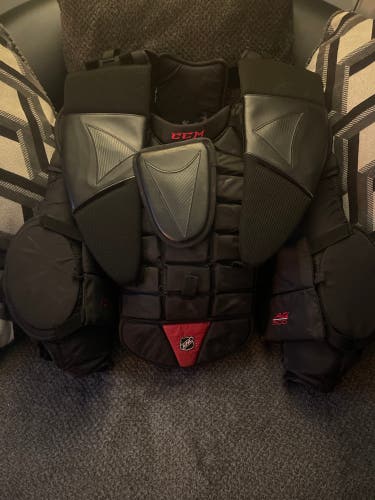 Used Large CCM AB500 Goalie Chest Protector