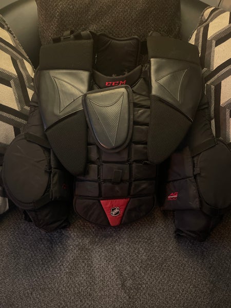 Used Large CCM AB500 Goalie Chest Protector