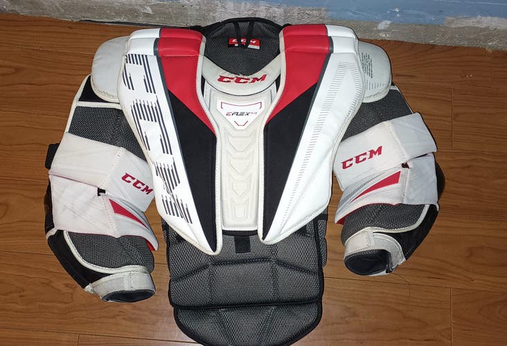 Used Large CCM Eflex 5.9 Goalie Chest Protector