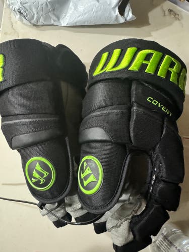 Dallas Stars Blackout Alternate Game Used Tanner Kero Warrior Covert Pro Hockey Gloves 14”