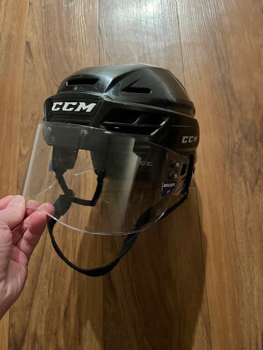 Used Medium CCM Helmet With Bauer Visor