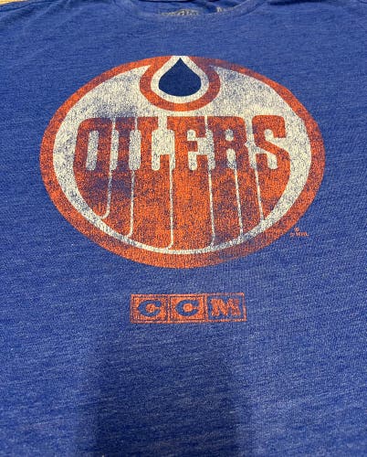 CCM Retro Edmonton Oilers Vintage Hockey T-Shirt