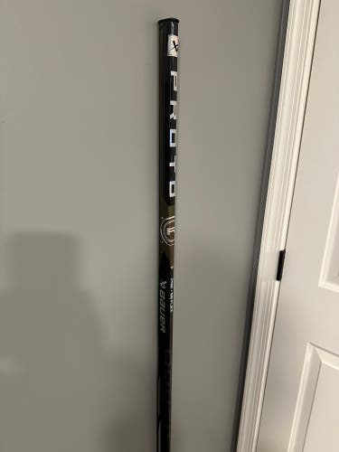 Intermediate Left Hand P92  Proto-R Hockey Stick