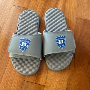 Duke University Basketball Team Player Issued Islide Women's 9.0 Flip Flop Sandals