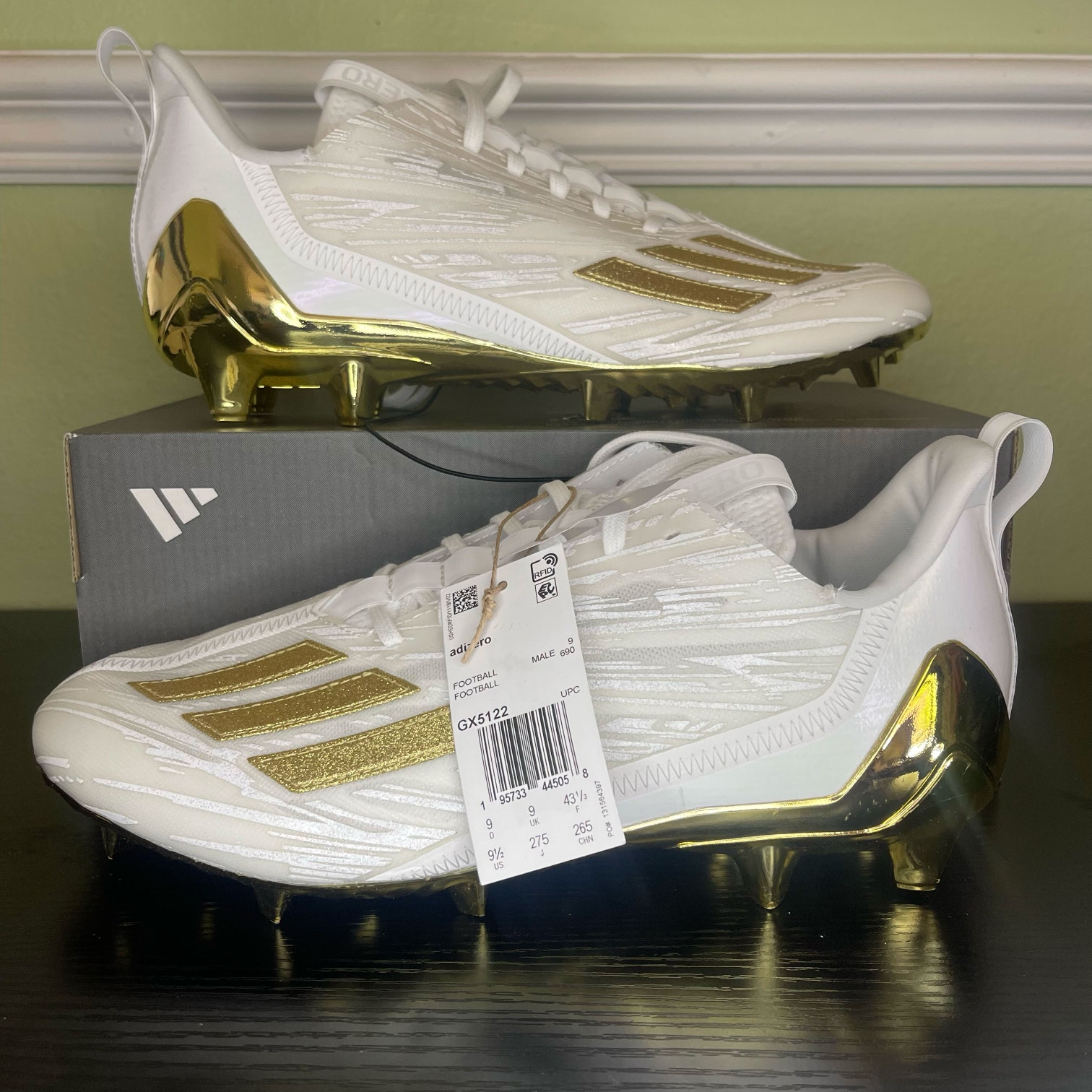 adidas Men’s adizero Football Lacrosse Cleats White Gold Metallic Size 9.5 GX5122