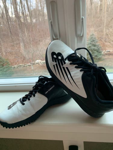 White Unisex Size 7.0 (Women's 8.0) New Balance Shoes