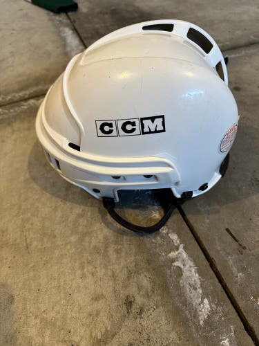 Used Medium CCM Tacks 652 Helmet