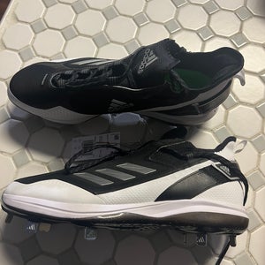 Black Adidas Icon 7 Baseball Cleats
