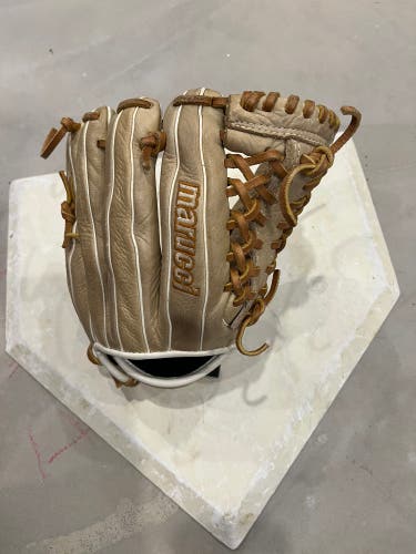 Right Hand Throw 11.75" Oxbow Baseball Glove
