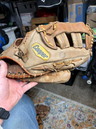 Cooper Baseball Glove