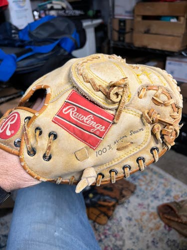 Rawlings RCM45 Mike Piazza Signature Catchers Mitt