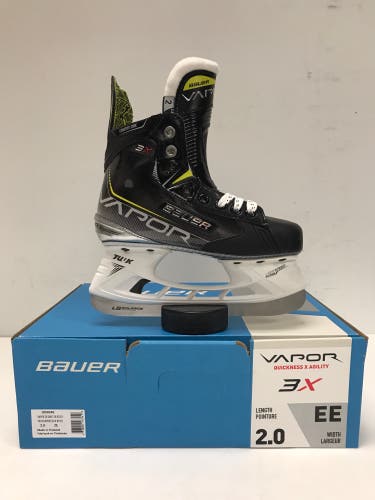 New Bauer Extra Wide Width Size 2 Vapor 3X Hockey Skates