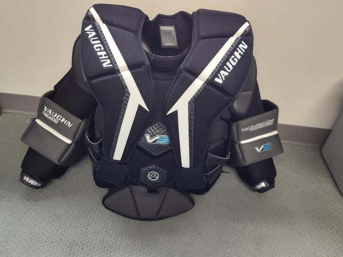 Used XL Vaughn V9 Pro Carbon Goalie Chest Protector Pro Stock