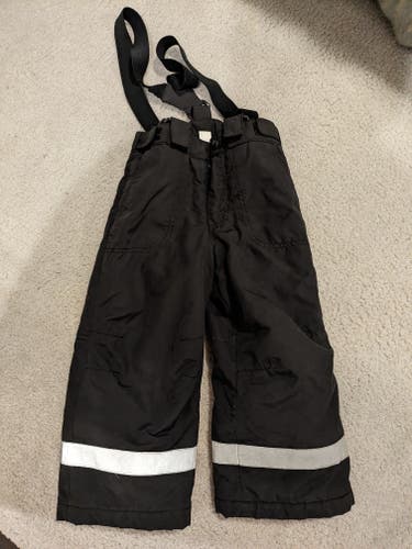 Black Youth H&M size 3-4Y Ski Pants
