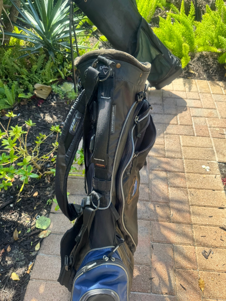 Callaway Golf Stand Bag  With double shoulder strap , logo on side pocket