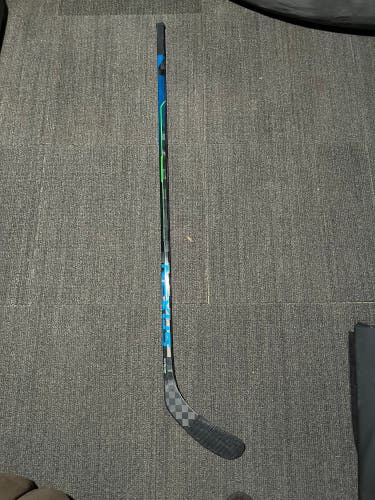 Bauer Nexus Geo Hockey Stick.