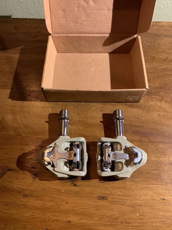 Rare Vuelta Pedals Promotional With SPD Clips