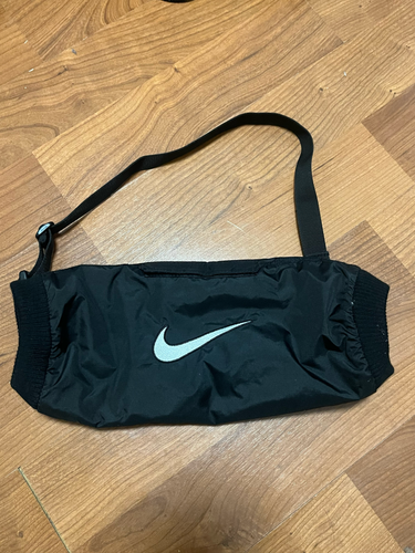 New Nike Hand Warmer