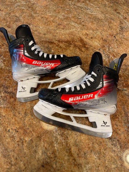 Senior Bauer Pro Stock 8.25 D Vapor Hyperlite 2 Hockey Skates