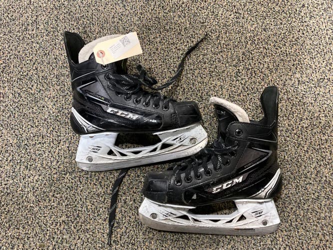 Used Junior CCM RibCor 74K Hockey Skates Regular Width Size 3.0