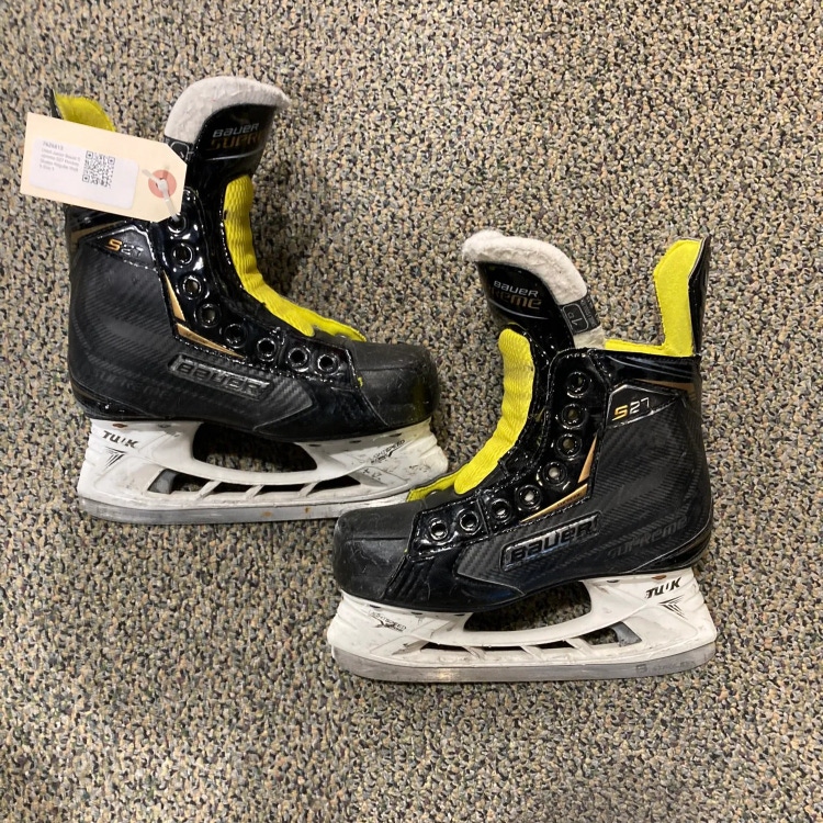 Used Junior Bauer Supreme S27 Hockey Skates Regular Width Size 1.0