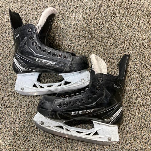 Used Junior CCM RibCor 64K Hockey Skates Regular Width Size 2.0