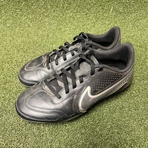 Nike Tiempo Soccer Cleats (3879)
