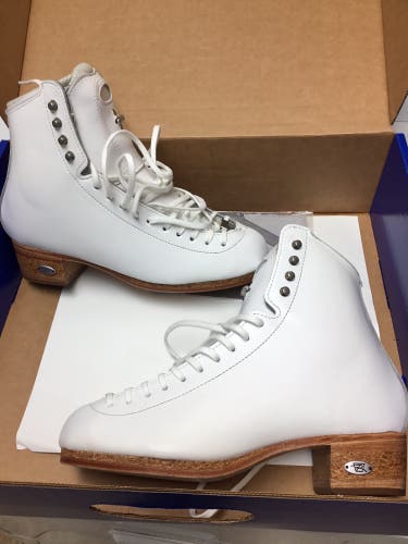 Riedell Silver Star Ladies Size 7 B/A Boot