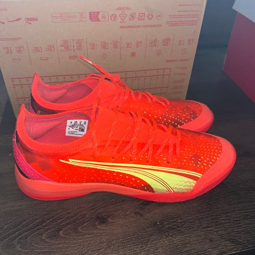 NEW SZ 8 PUMA Ultra Ultimate Court Mens Indoor Soccer Shoes Cleats Orange