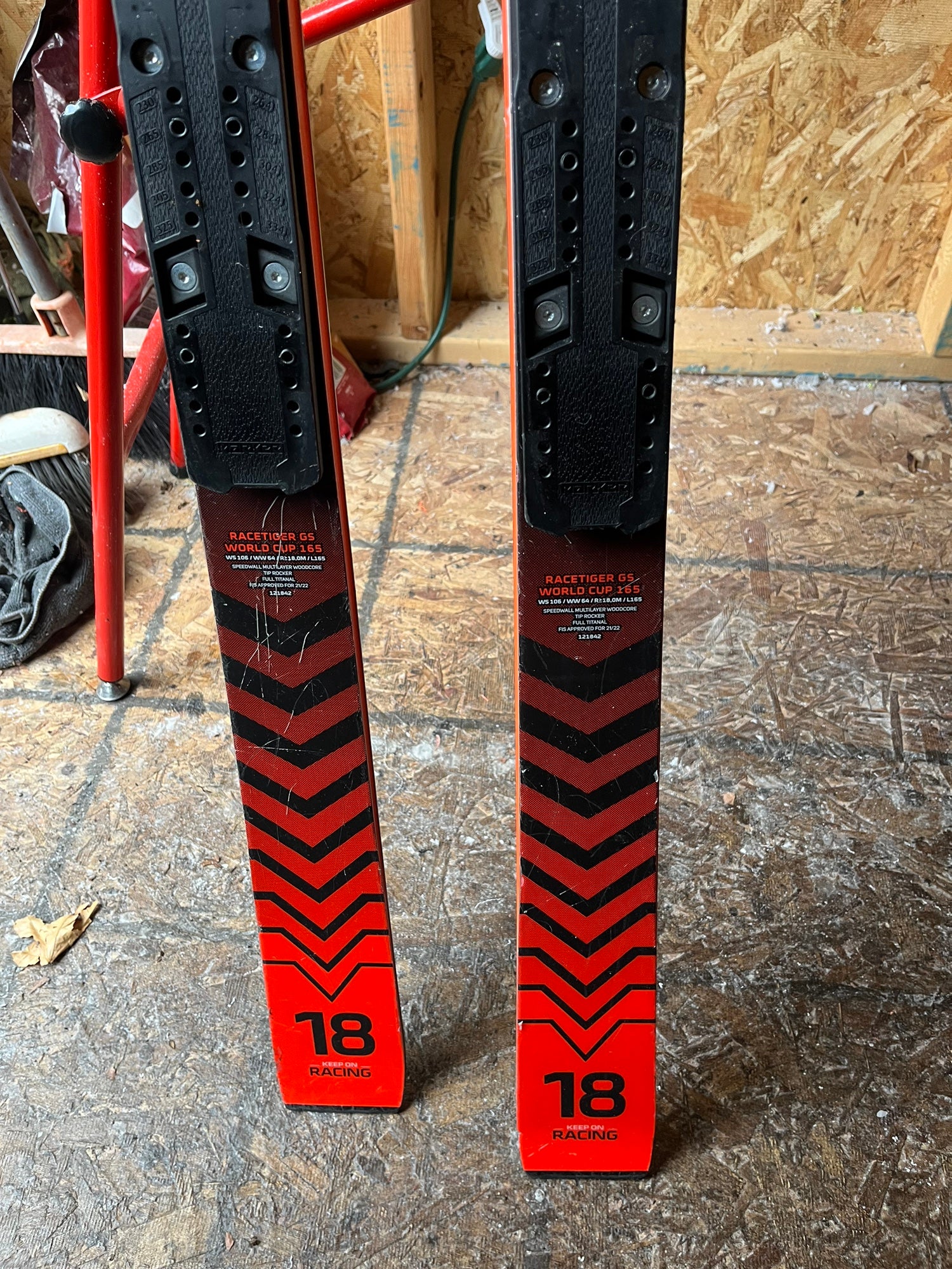 Völkl Racetiger GS166 2026 Volkl Racetiger WC FIS GS Skis – Race Place