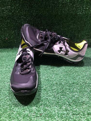 Under Armour MicroG 14.0 Size Sneakers