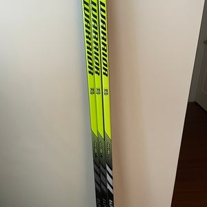 Senior Right Handed W03 Pro Stock Alpha LX2 Hockey Stick