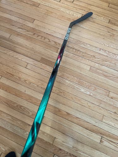 Senior P92M Pro Stock Bauer Nexus 2N Pro (Dressed As Nexus Geo) Hockey Stick *Blade Creak