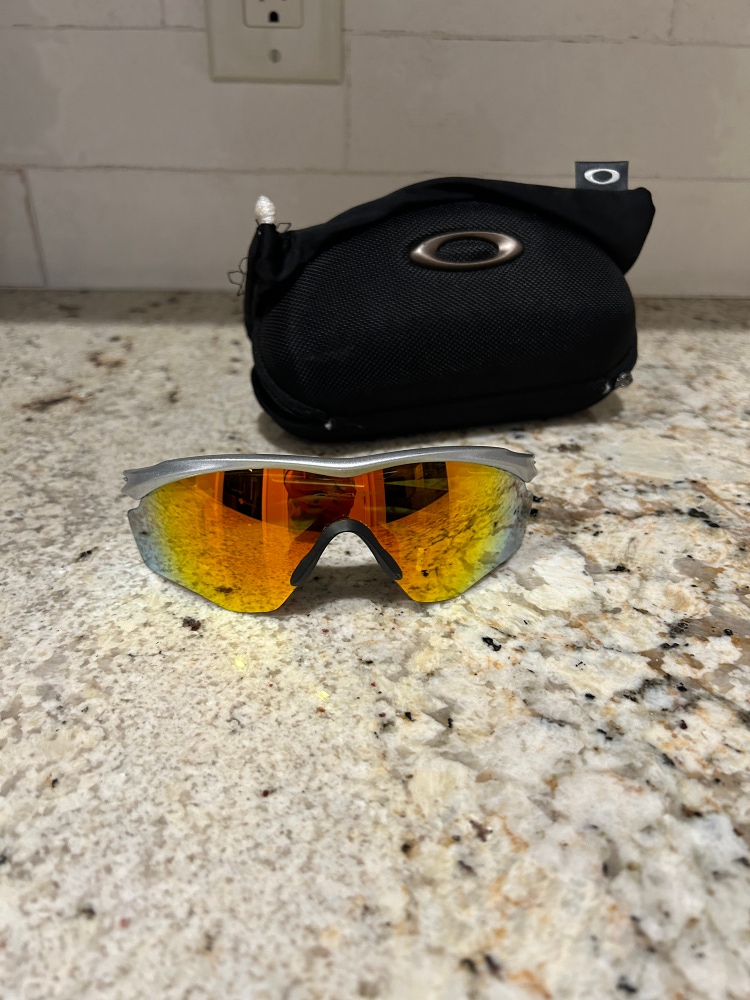 Unisex  Oakley M2 Sunglasses