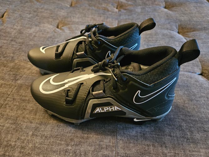 New Nike Alpha Menace Pro 3 Men's Size 8.5 (Women's 9.5)