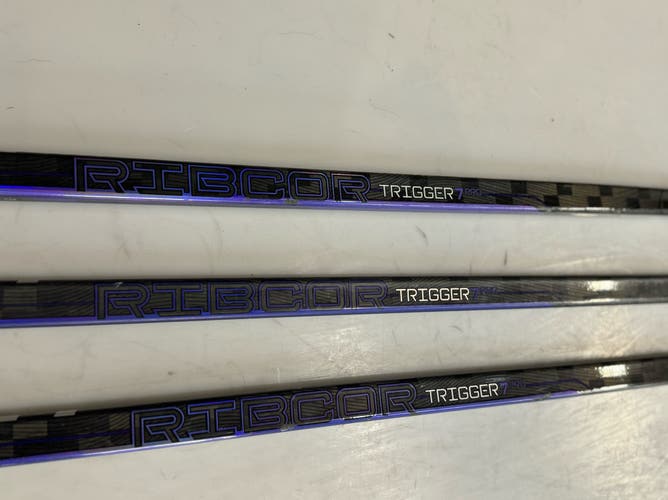 CCM Trigger 7 Pro Hockey Stick bundle P28/P29, 75/70 Flex