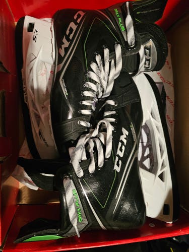Used Senior CCM Ribcor Maxx Plus Hockey Skates Regular Width