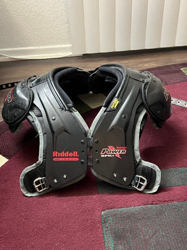Riddell SPK+ Shoulder Pads