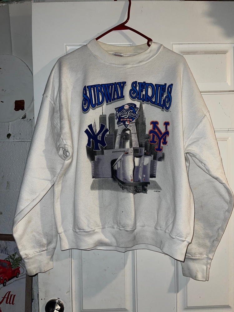 Fruit Of The Loom MLB Yankees Mets Subway Series Sweatshirt World Series 2000 VT