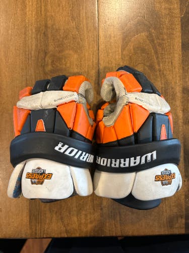Used  Warrior Small Evo Lacrosse Gloves