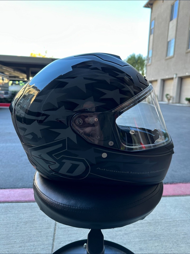 NEW - 6D ATS-1R street helmet. XXL.
