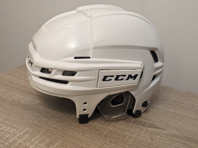 Used Small CCM Tacks 910 Helmet