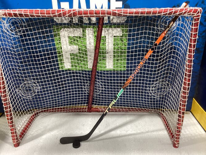 Senior New Right Hand True Hzrdus 9X Hockey Stick TC2- 85 Flex