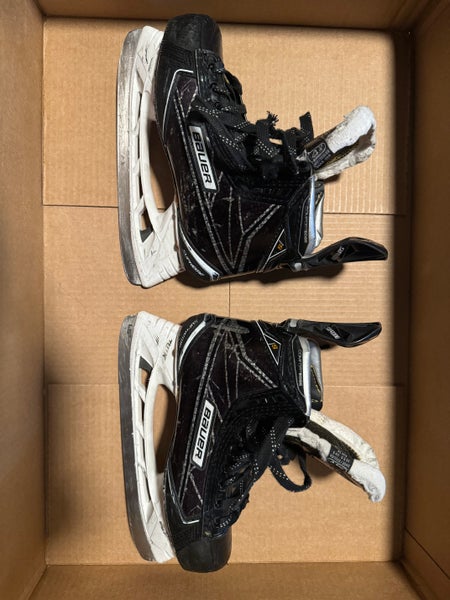 Intermediate Used Bauer Supreme 1S Pro Hockey Skates Regular Width Size 4.5
