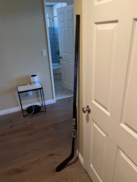 NEW CCM RIBCORE TRIGGER 8 PRO RIGHT HANDED 70 FLEX P29 HOCKEY STICK