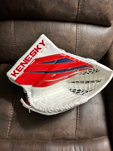 New Regular Kenesky Goalie Glove
