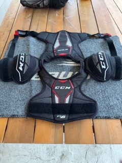 Youth Used Small CCM JetSpeed FT350 Shoulder Pads