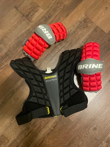 Used Large Brine Clutch Shoulder Pads