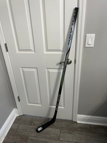 Junior Right Handed P28 50F Hyperlite 2